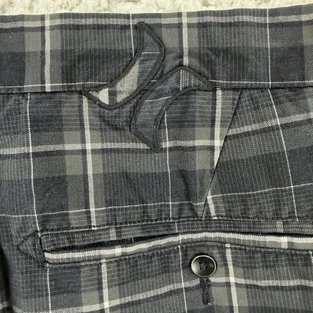 Hurley Shorts Mens 38 Gray Plaid Chino Flat Front‎ 11 Inseam Casual Summer